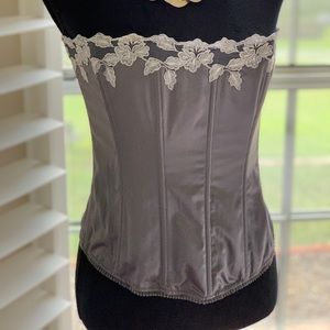 Super sexy lace up corset